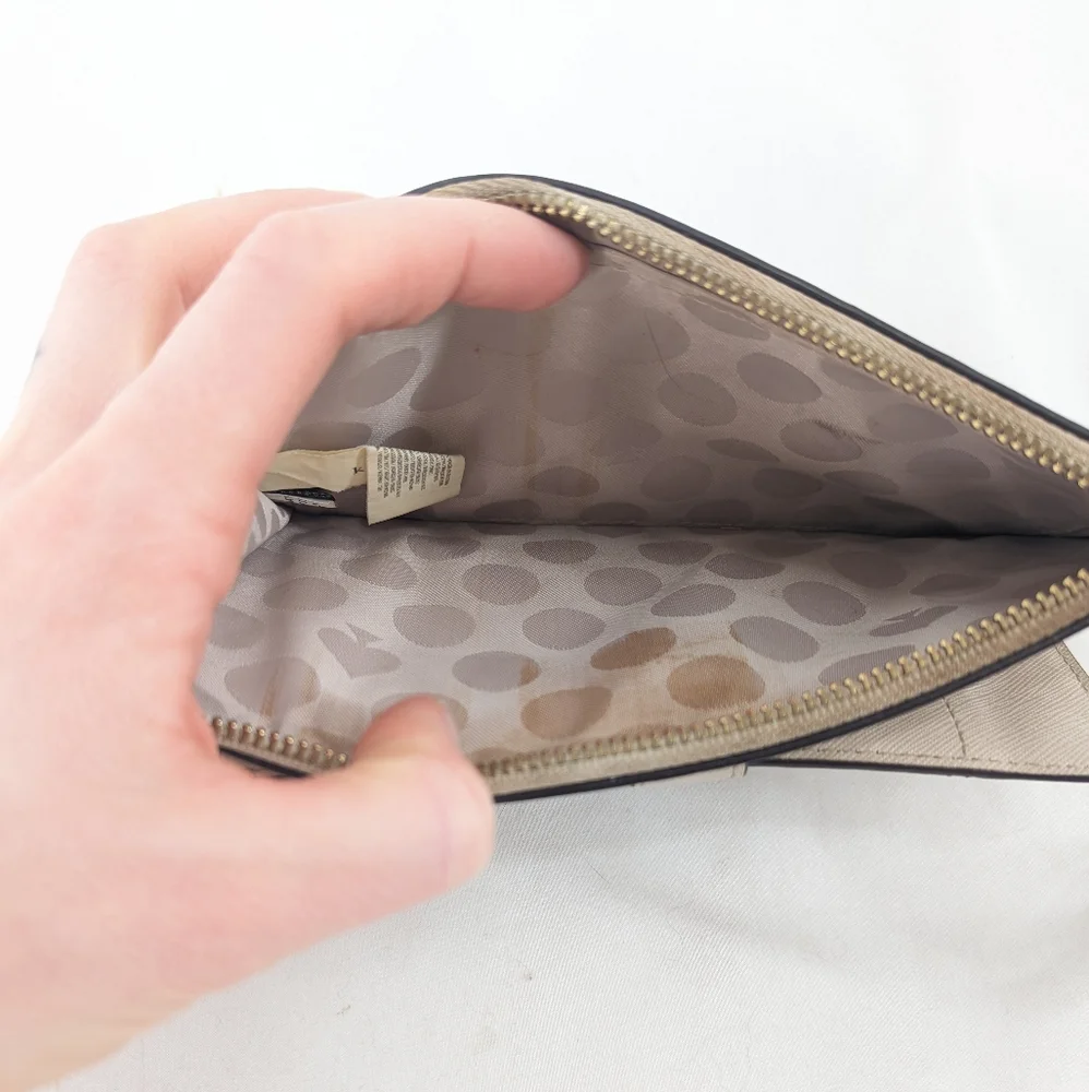 Kate Spade New York Cedar Street Karoliner Wristlet Crisp Linen - Picture 5 of 12